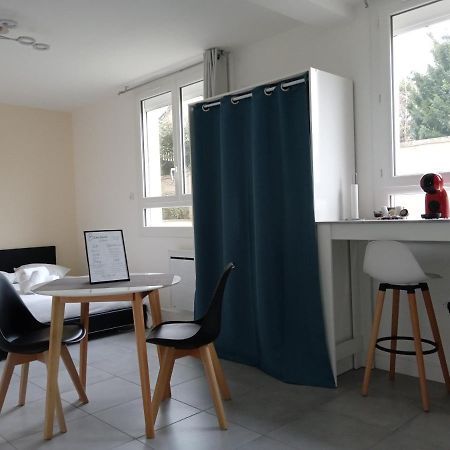 לה מאנש Studio Cosy Dans Residence Calme Et Privee חדר תמונה